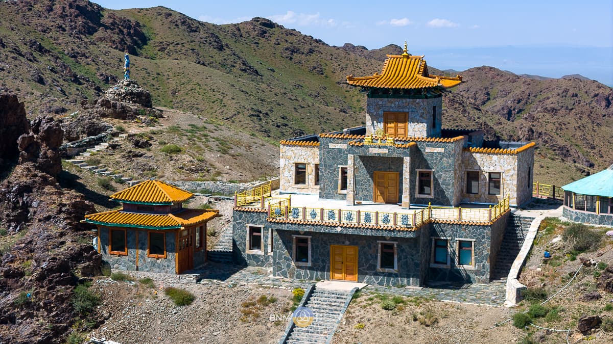 Khuurkhun Devseg Monastery